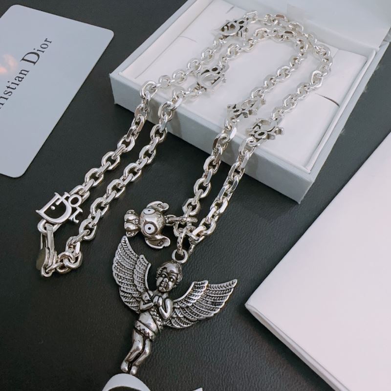 chr1st1an D10r necklaces